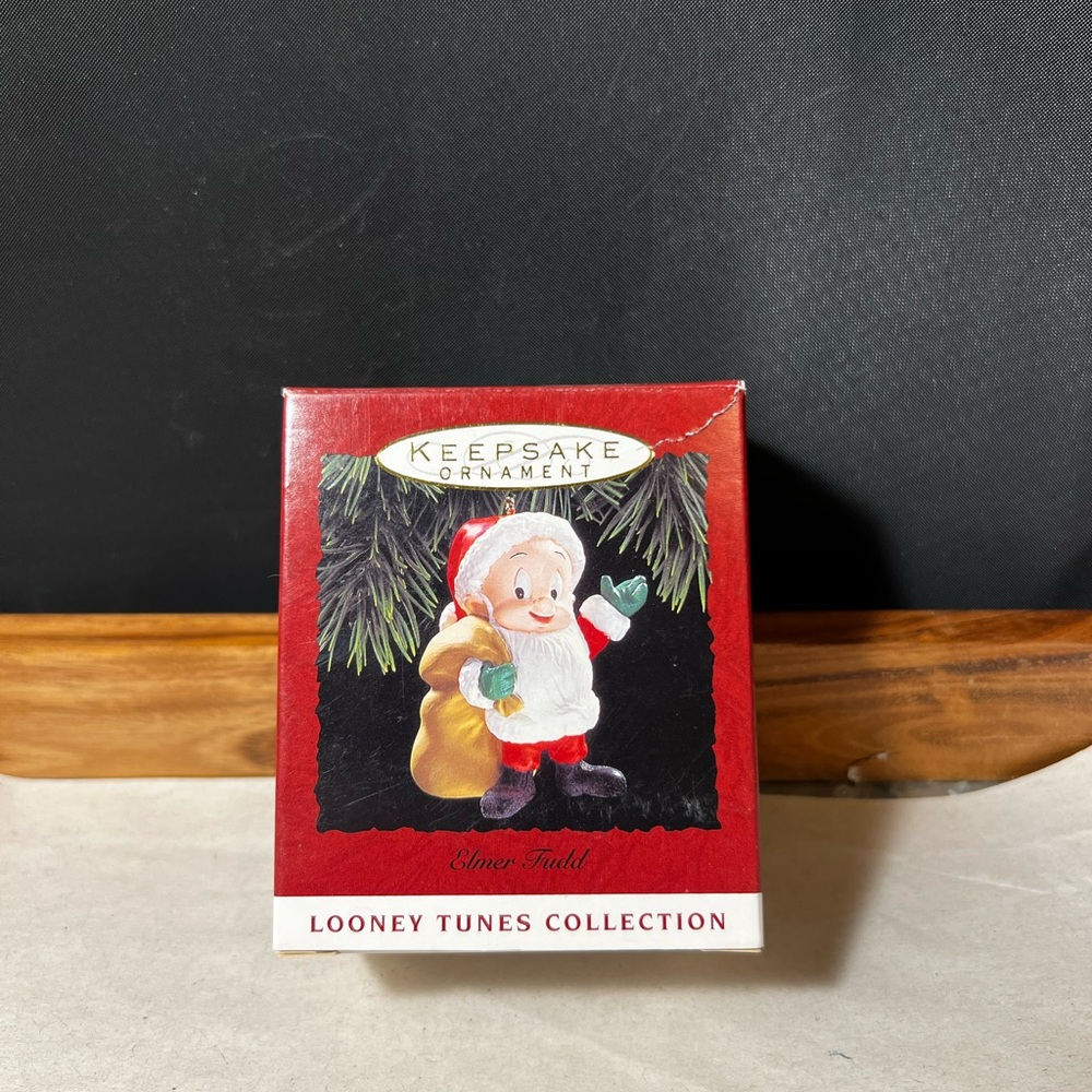 “Elmer Fudd” Hallmark Keepsake Ornament